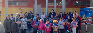 Entrega do livro “O monstro de Tomazina”